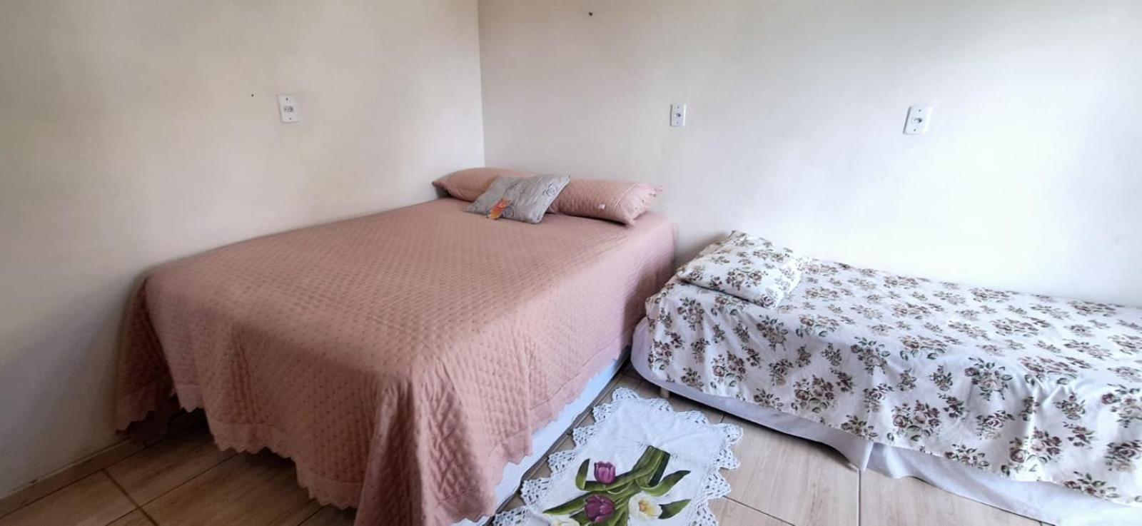 KITNET S1 em TORRES-RS - ÓTIMO CUSTO BENEFICIO na mais bela praia Gaúcha - Cozinha - Banheiro - Ar condicionado - TV e Wi-Fi - Estacionamento - Acomoda até 5 pessoas - Anfitriã Superhost no BnB Torres Exterior foto