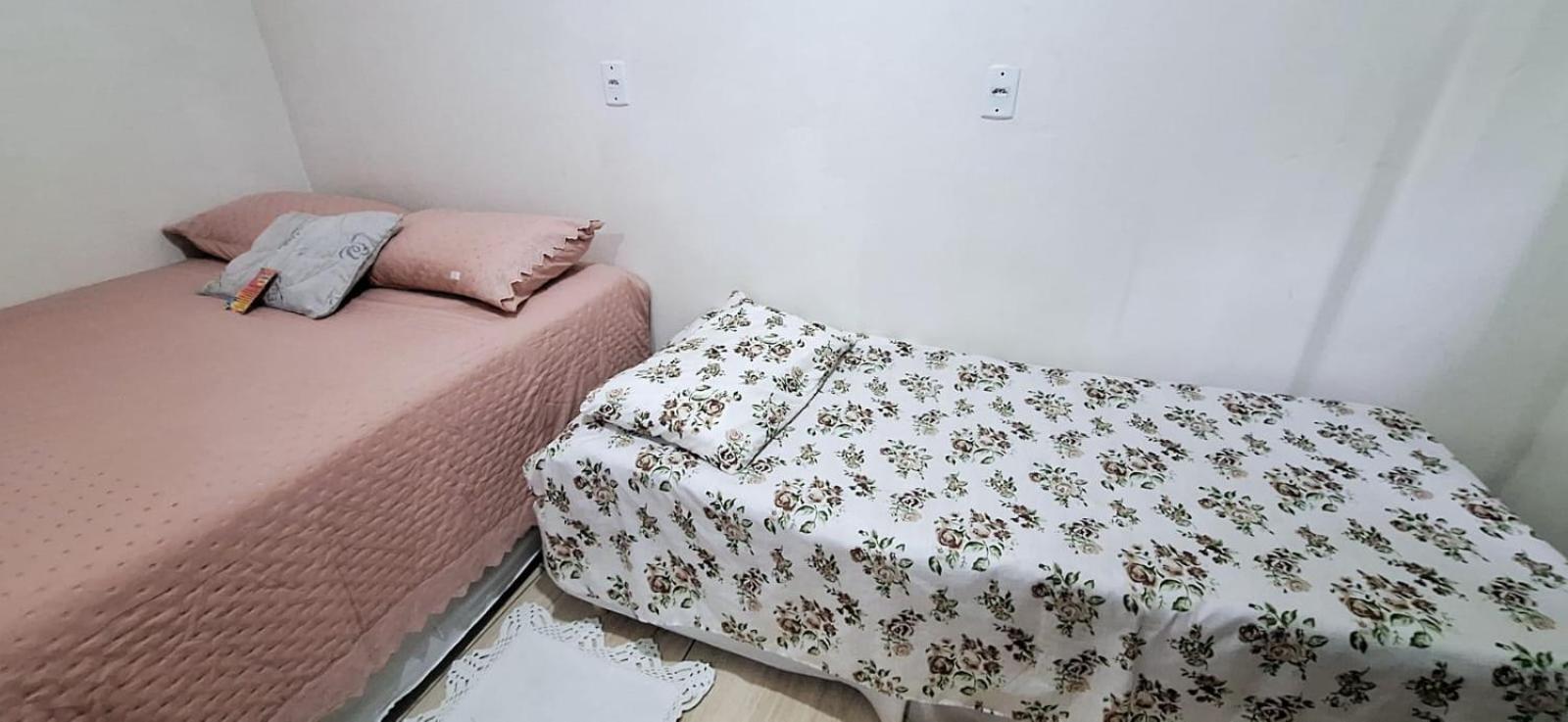 KITNET S1 em TORRES-RS - ÓTIMO CUSTO BENEFICIO na mais bela praia Gaúcha - Cozinha - Banheiro - Ar condicionado - TV e Wi-Fi - Estacionamento - Acomoda até 5 pessoas - Anfitriã Superhost no BnB Torres Exterior foto